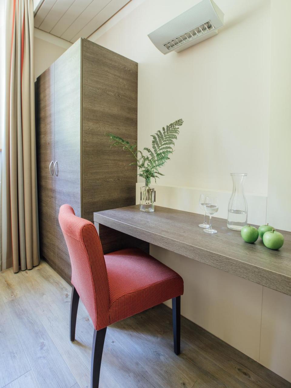 Budget Rooms Gstaad Schönried Εξωτερικό φωτογραφία